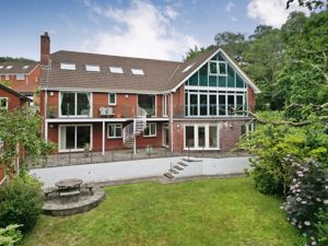 Photo 8- click for photo gallery